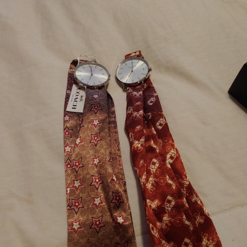 coach ⌚ - Picture 2 of 4